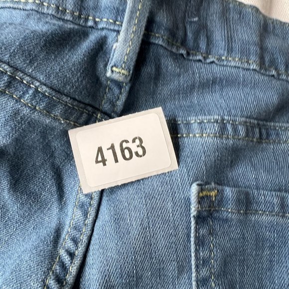 Signature by Levi Strauss Blue Denim Capris - Picture 14 of 15